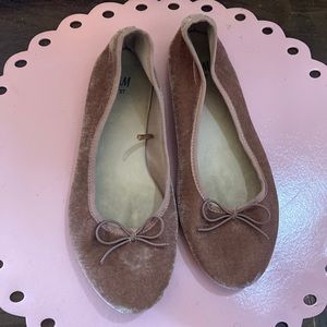H&M pink velvet ballet flats